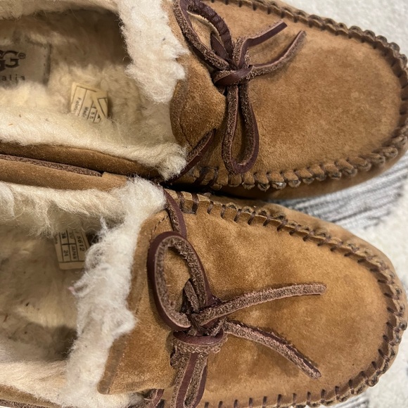 Ugg moccasins, gently worn, size 7 - Picture 3 of 6